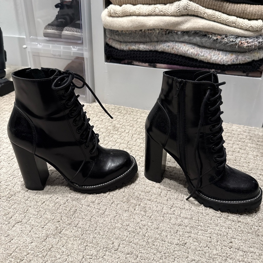 Jeffrey Campbell Glossy Black Lace-Up Boots size 39 US 8